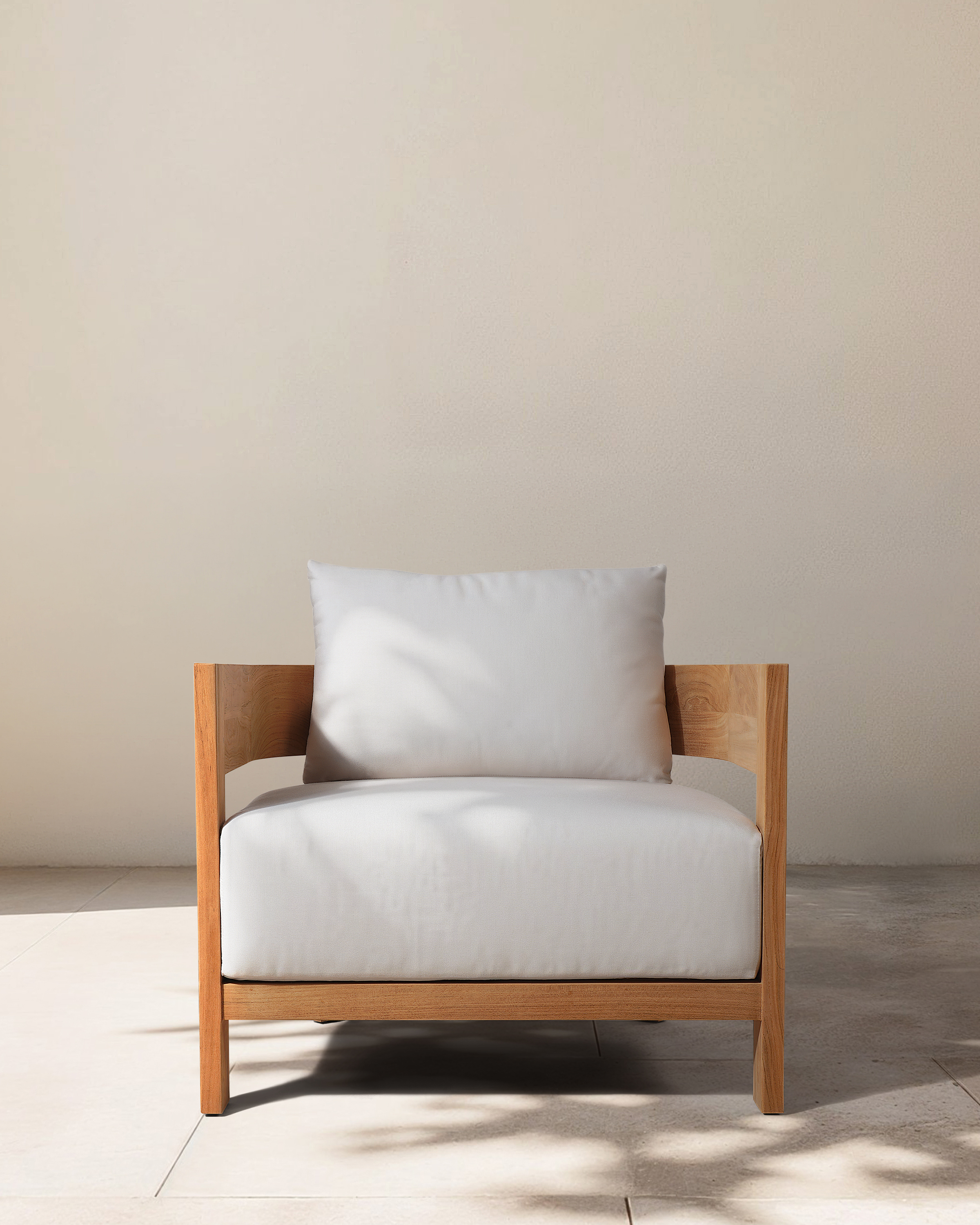 Curved Solid Teak Outdoor Lounge Chair