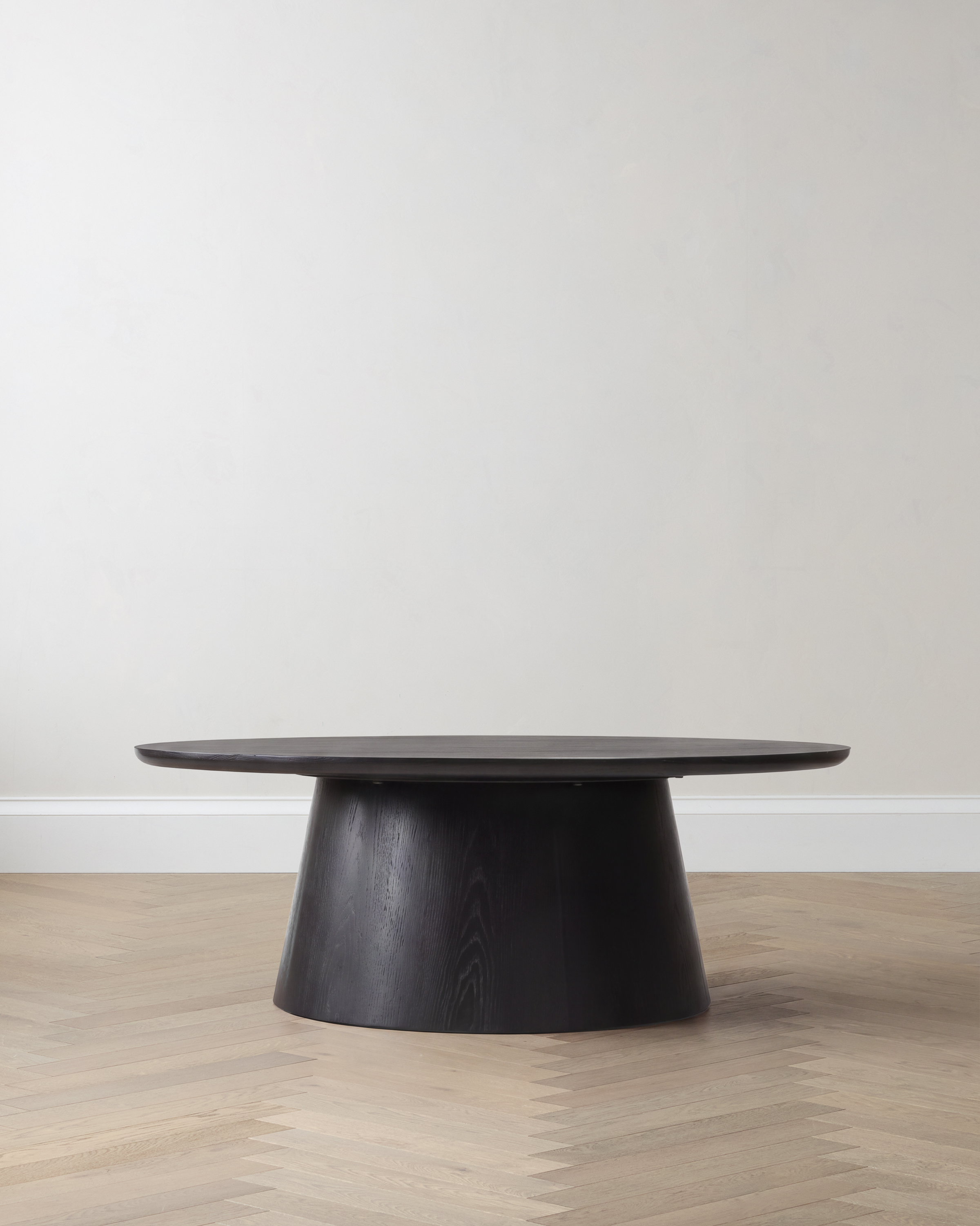 Oak Round Pedestal Coffee Table