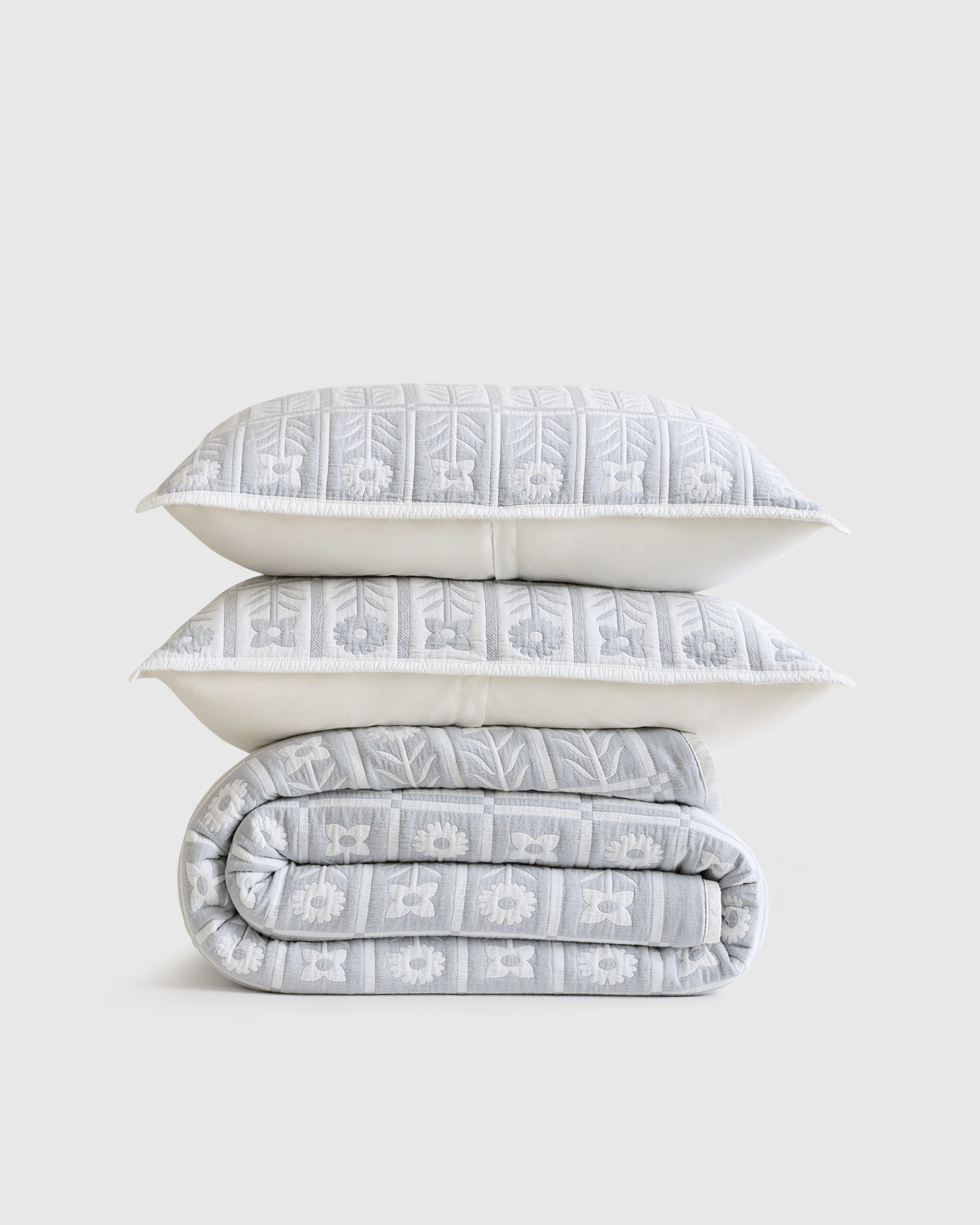 Organic Cotton Jacquard Floral Coverlet Set