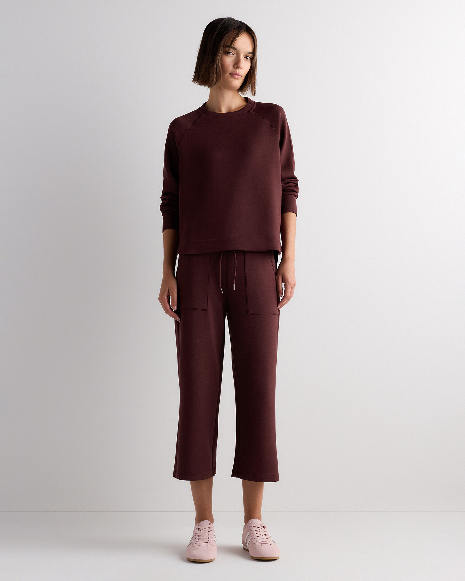 CloudComfort High-Rise Cropped Sweatpants