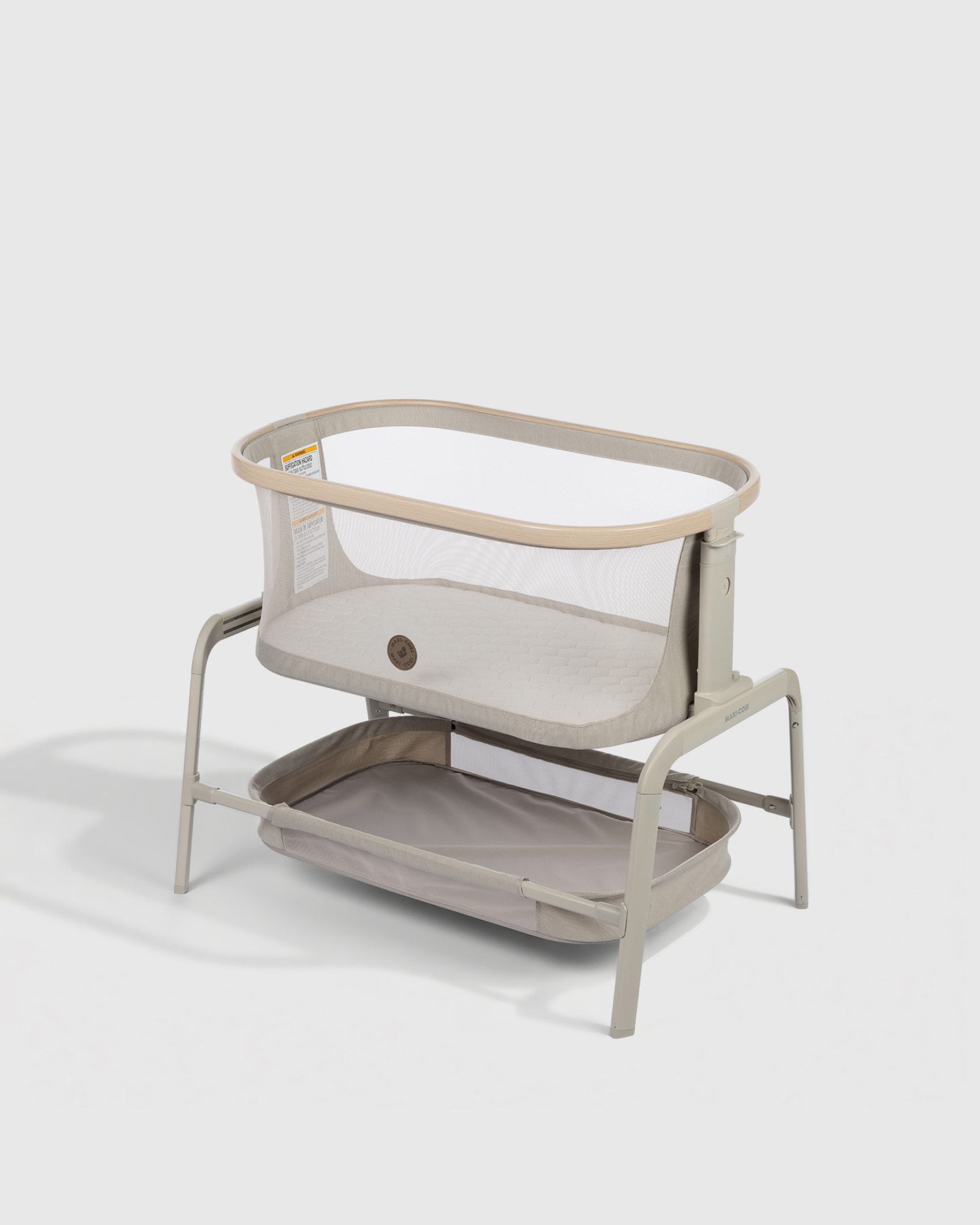 Iora Bedside Bassinet by Maxi-Cosi