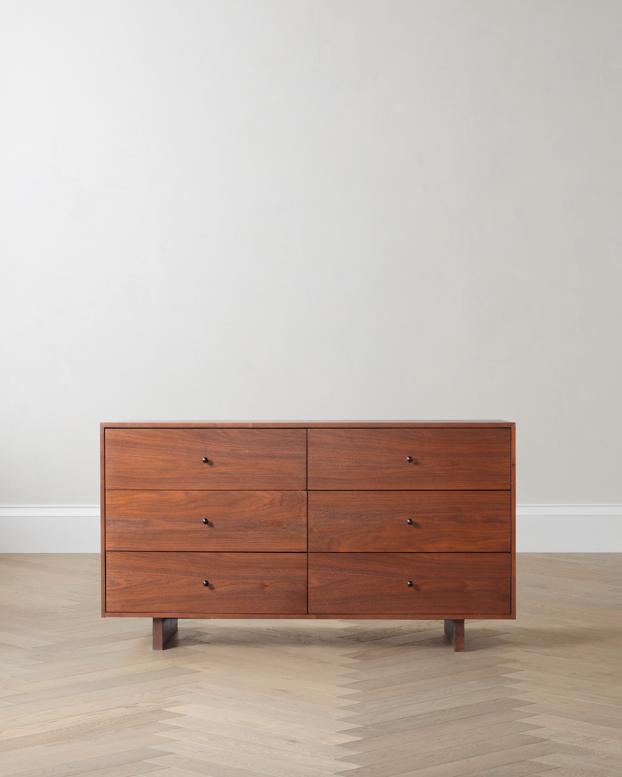 Solid Wood Platform 6-Drawer Dresser